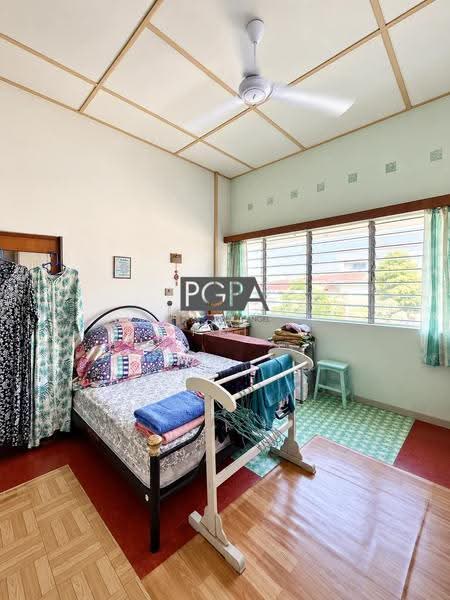 2-storey Terraced House for Sale in Gurney Drive (Penang) - Pei Hong - Bedroom - PropertyGuru.com.my