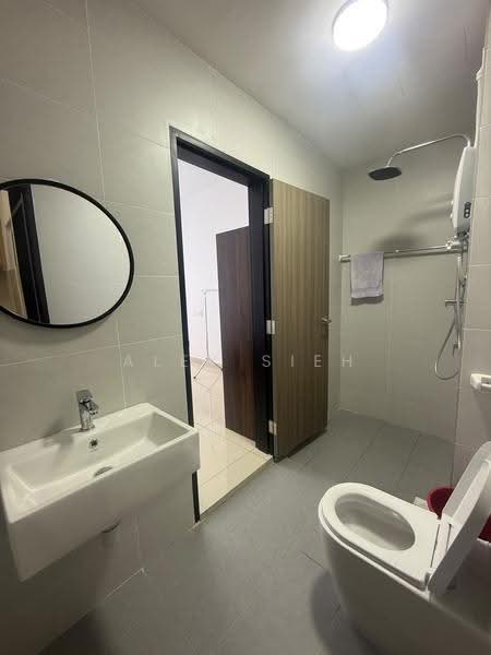 Service Residence for Rent at TRELLIS RESIDENCES - Alex Sieh - Bathroom - PropertyGuru.com.my
