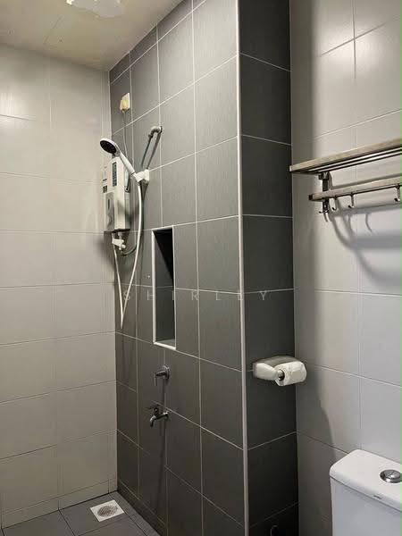 Apartment for Rent at Aliff Avenue (Dwi Alif) - Shirley Haw - Bathroom - PropertyGuru.com.my