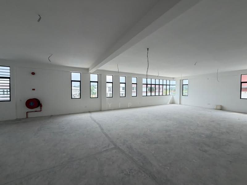 Semi-D Factory for Rent in Taman Desa Cemerlang (Ulu Tiram) - Yip . - Interior - PropertyGuru.com.my