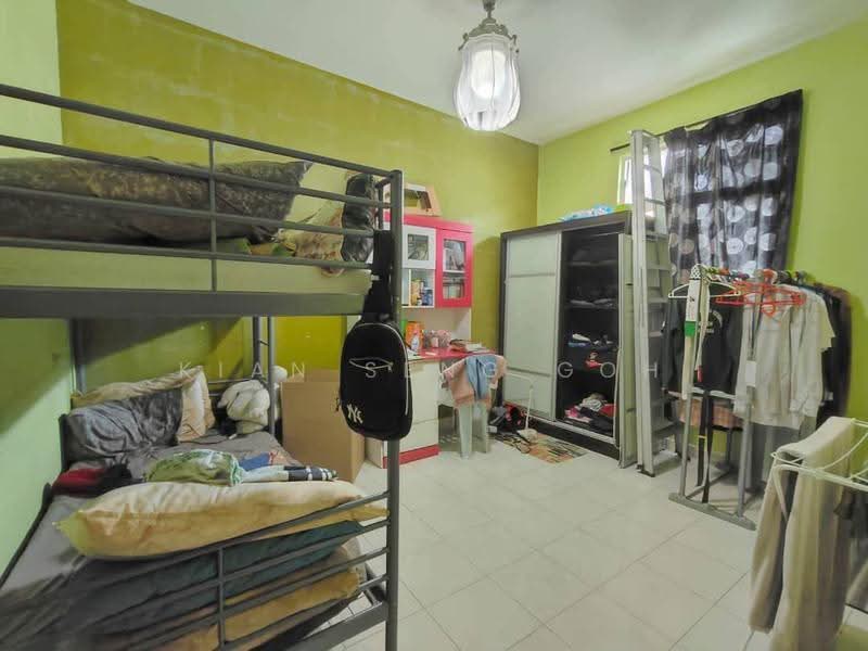 2-storey Terraced House for Sale in Bandar Putra Kulai (Kulai) - Kian Seng Goh - Bedroom - PropertyGuru.com.my