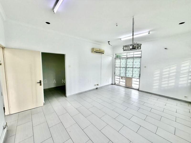 Semi-Detached House for Rent in Ayer Itam (Penang) - Gan Chun Kai - Living Room - PropertyGuru.com.my