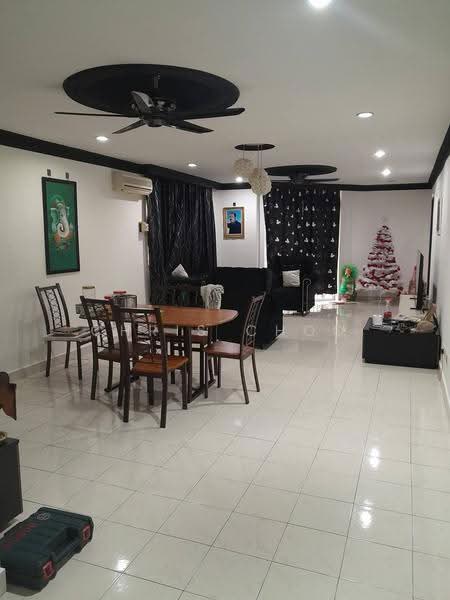 Kondominium untuk Disewa di Venice Hill - Chris Choo - Living Room - PropertyGuru.com.my