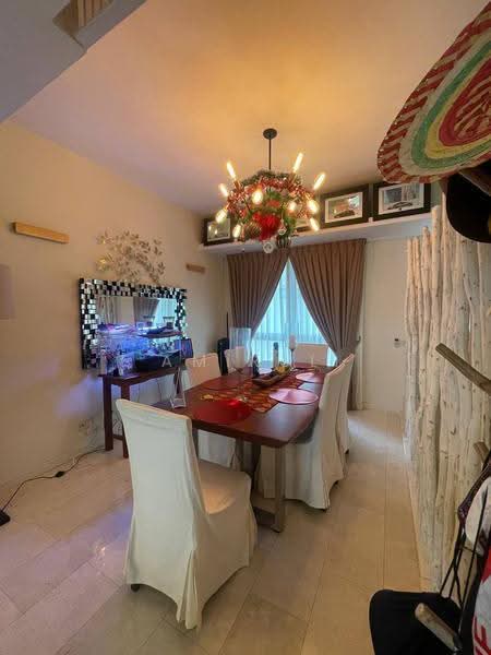 Condominium for Sale at 2 Hampshire - Amirul Shafiq - Dining Room - PropertyGuru.com.my