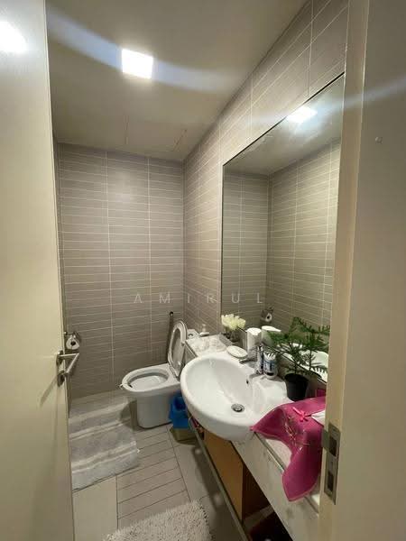 Condominium for Sale at 2 Hampshire - Amirul Shafiq - Bathroom - PropertyGuru.com.my