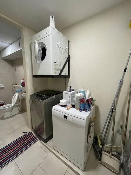Condominium for Sale at 2 Hampshire - Amirul Shafiq - Bathroom - PropertyGuru.com.my