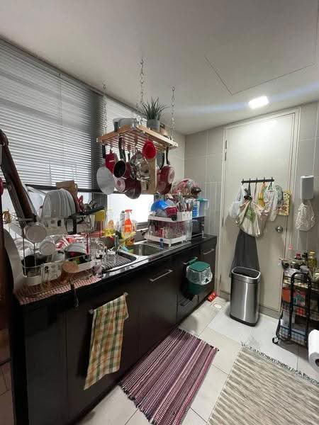 Condominium for Sale at 2 Hampshire - Amirul Shafiq - Kitchen - PropertyGuru.com.my