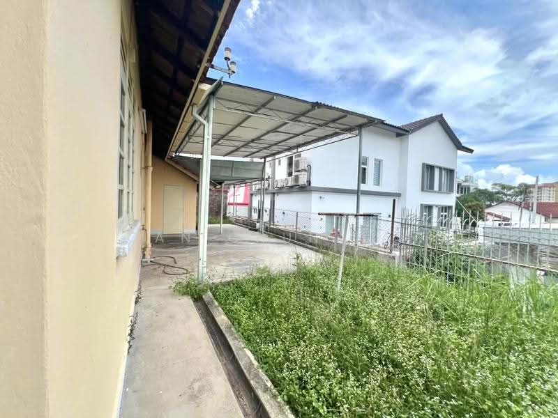 Bungalow House untuk Disewa di Tanjung Bungah (Penang) - Gan Chun Kai - Exterior - PropertyGuru.com.my