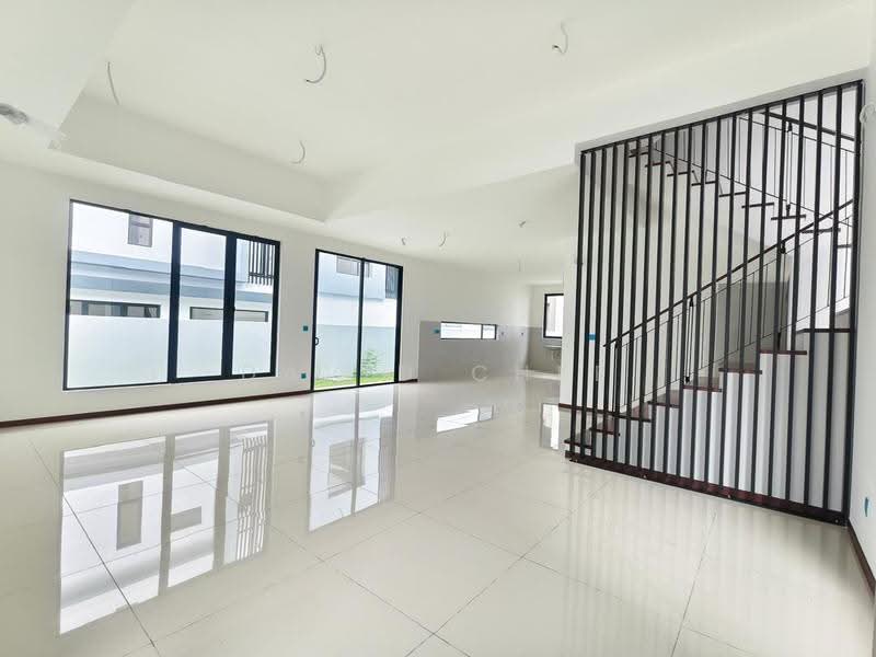 Semi-Detached House for Rent in Ampang (Kuala Lumpur) - David Chee - Living Room - PropertyGuru.com.my