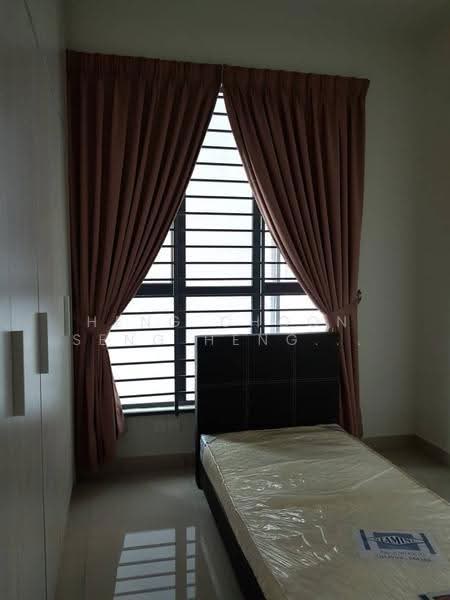 Kediaman Servis untuk Disewa di LakePark Residence @ KL North - heng choon seng heng choon seng - Bedroom - PropertyGuru.com.my