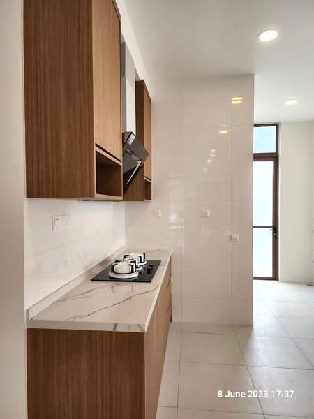 Rumah Kluster untuk Dijual di Setia Alam (Selangor) - Wilson Ng - Kitchen - PropertyGuru.com.my