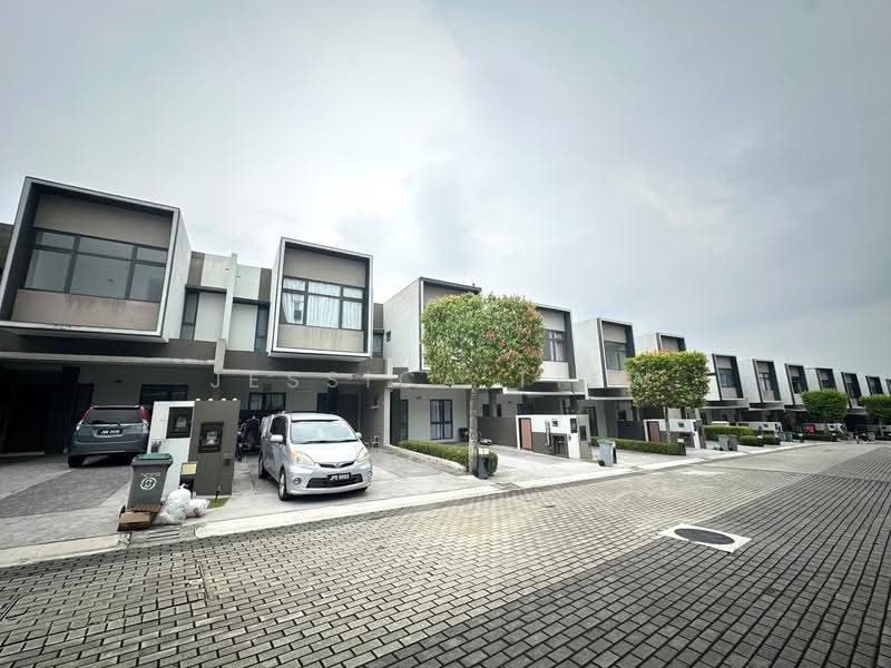 Rumah Teres untuk Dijual di Iskandar Puteri (Nusajaya) (Johor) - Jessica Tiew - PropertyGuru.com.my