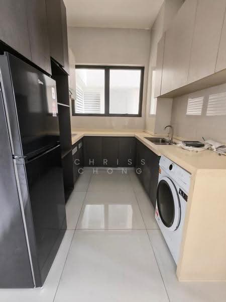 Condominium for Rent at Bay Point @ Country Garden Danga Bay - Chriss Chong - Kitchen - PropertyGuru.com.my