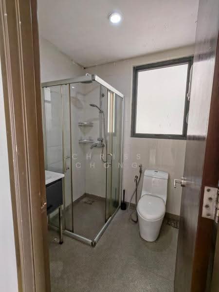 Condominium for Rent at Bay Point @ Country Garden Danga Bay - Chriss Chong - Bathroom - PropertyGuru.com.my