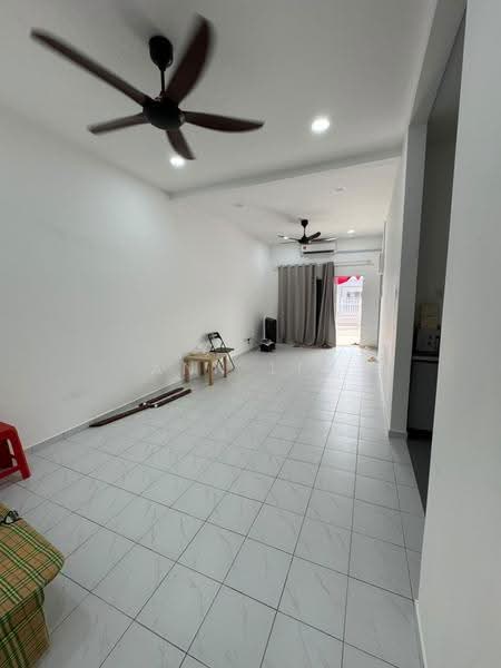 1-storey Terraced House for Rent in Taman Tasik Utama (Bukit Katil) - Ann Lim - Living Room - PropertyGuru.com.my