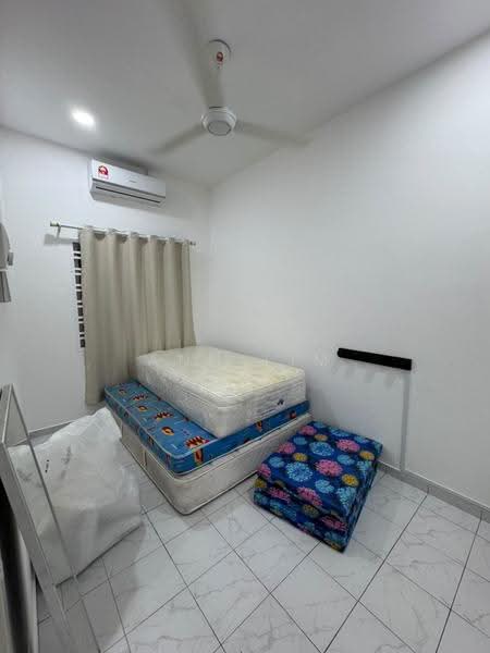 1-storey Terraced House for Rent in Taman Tasik Utama (Bukit Katil) - Ann Lim - Bedroom - PropertyGuru.com.my