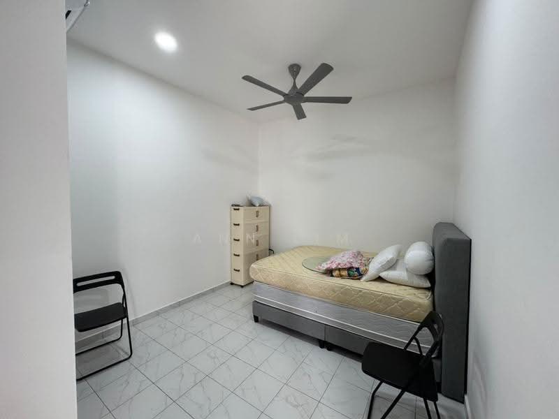 1-storey Terraced House for Rent in Taman Tasik Utama (Bukit Katil) - Ann Lim - Bedroom - PropertyGuru.com.my