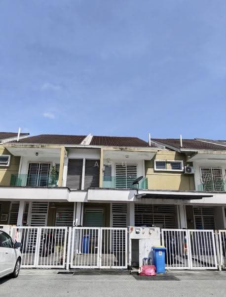 Rumah Bandar untuk Dijual di Bandar Saujana Putra (Tanjong Duabelas) - Abu Mansur - PropertyGuru.com.my