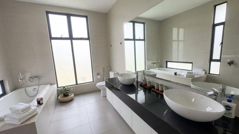 Bungalow House for Sale in Masai (Johor) - Wenting Lee - Bathroom - PropertyGuru.com.my