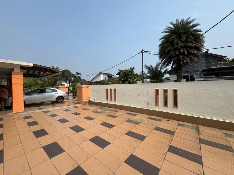 Rumah Berkembar untuk Dijual di Taman Tasik Utama (Bukit Katil) - Ann Lim - PropertyGuru.com.my