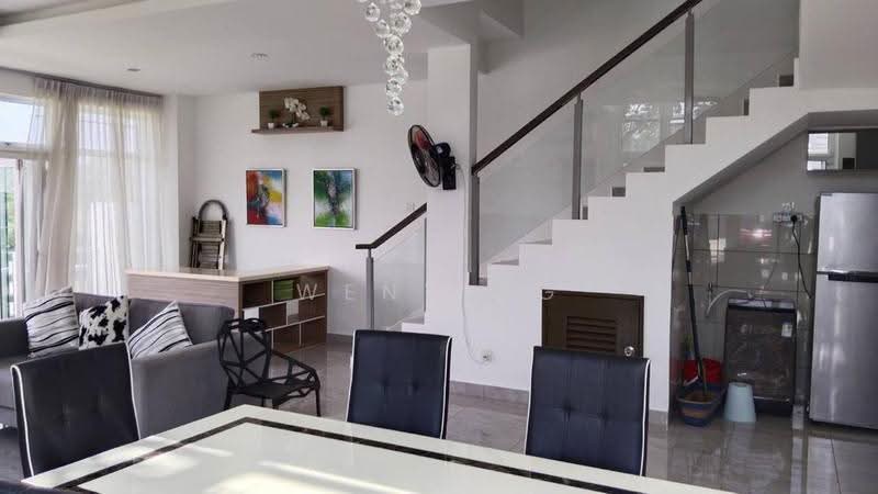 Twin Villas for Rent in Johor Bahru (Johor) - Wenting Lee - Living Room - PropertyGuru.com.my