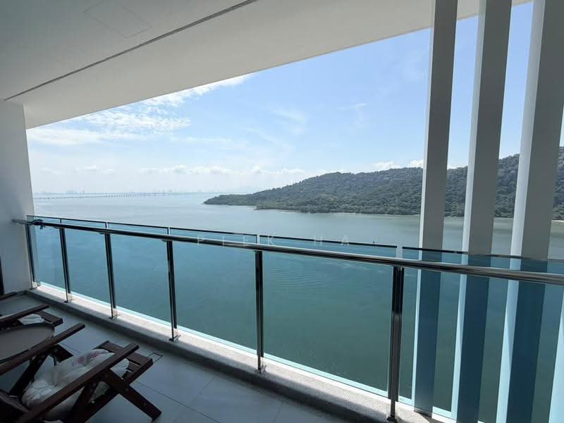 Condominium for Rent at Queens Residences Q1 @ Queens Waterfront - Piek Ha Ng - Balcony - PropertyGuru.com.my
