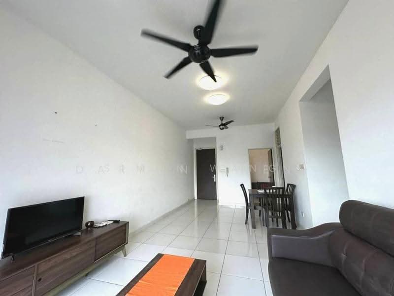 Kediaman Servis untuk Dijual di Setia Sky 88 - Simon Wang - Living Room - PropertyGuru.com.my