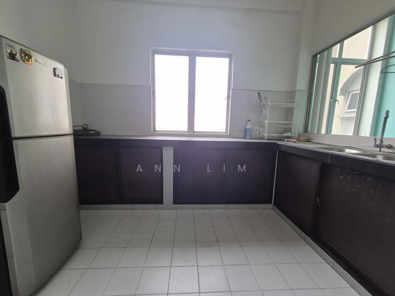 Pangsapuri untuk Disewa di Casmaria Apartment - Ann Lim - Kitchen - PropertyGuru.com.my