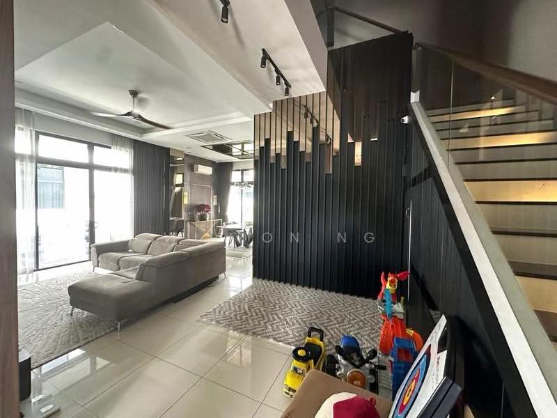 Semi-Detached House for Sale in Setia Alam (Selangor) - Wilson Ng - Living Room - PropertyGuru.com.my
