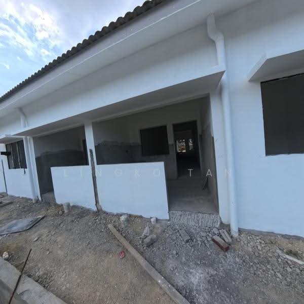 Rumah Teres 1-Tingkat untuk Dijual di Sitiawan (Perak) - Lingko Tan - Exterior - PropertyGuru.com.my