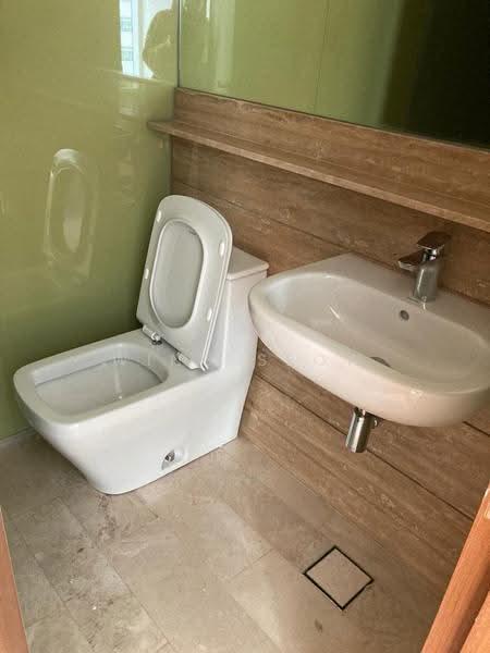 Service Residence for Sale at Sky Suites @ KLCC - Wing Seow - Bathroom - PropertyGuru.com.my