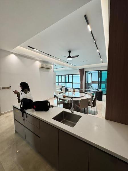Kondominium untuk Disewa di Sastra U-Thant - Alex Yap - Living Room - PropertyGuru.com.my