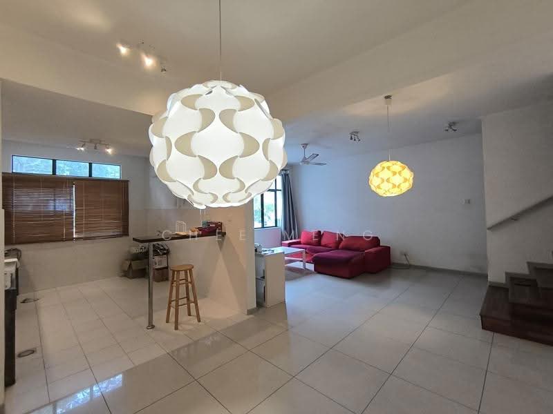Townhouse for Sale in Bandar Bukit Puchong 2 (Puchong) - Chee Meng - Living Room - PropertyGuru.com.my