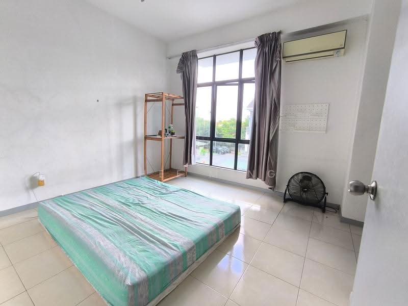 Townhouse for Sale in Bandar Bukit Puchong 2 (Puchong) - Chee Meng - Bedroom - PropertyGuru.com.my
