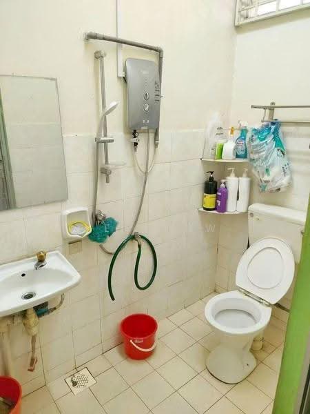 Rumah Teres 2-Tingkat untuk Dijual di Taman Nusa Perintis (Iskandar Puteri (Nusajaya)) - Ken Liew - Bathroom - PropertyGuru.com.my