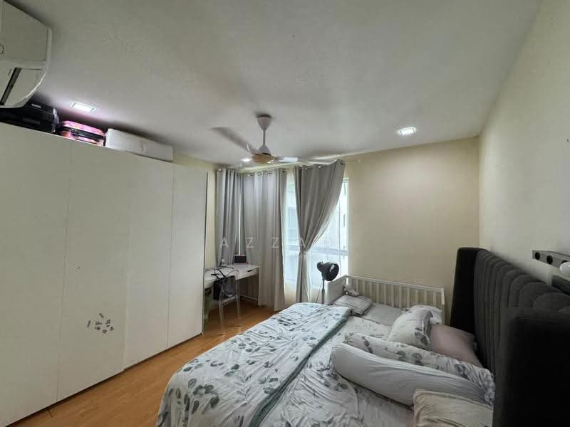 Kediaman Servis untuk Dijual di Amara - Azzad Zarull - Bedroom - PropertyGuru.com.my