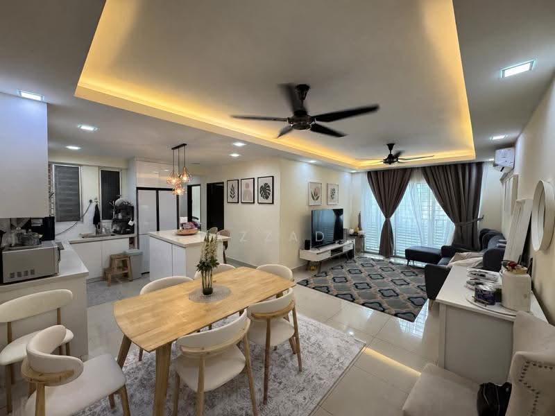 Kediaman Servis untuk Dijual di Amara - Azzad Zarull - Living Room - PropertyGuru.com.my