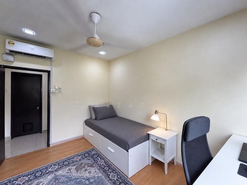 Kediaman Servis untuk Dijual di Amara - Azzad Zarull - Bedroom - PropertyGuru.com.my