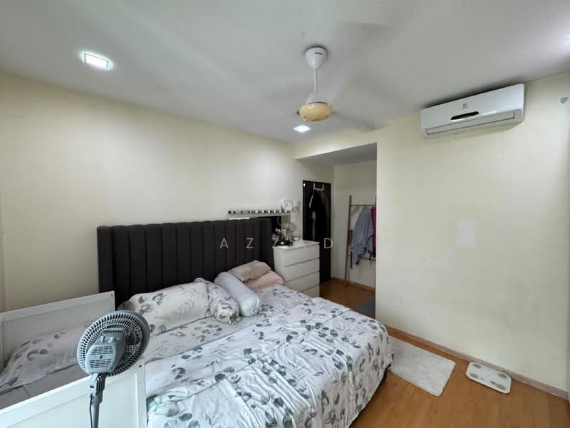 Kediaman Servis untuk Dijual di Amara - Azzad Zarull - Bedroom - PropertyGuru.com.my