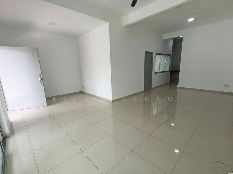 2-storey Terraced House for Rent in Bandar Meru Raya (Ipoh) - Kelvin Chong - Living Room - PropertyGuru.com.my