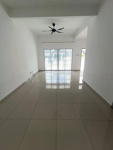 2-storey Terraced House for Rent in Bandar Meru Raya (Ipoh) - Kelvin Chong - Living Room - PropertyGuru.com.my