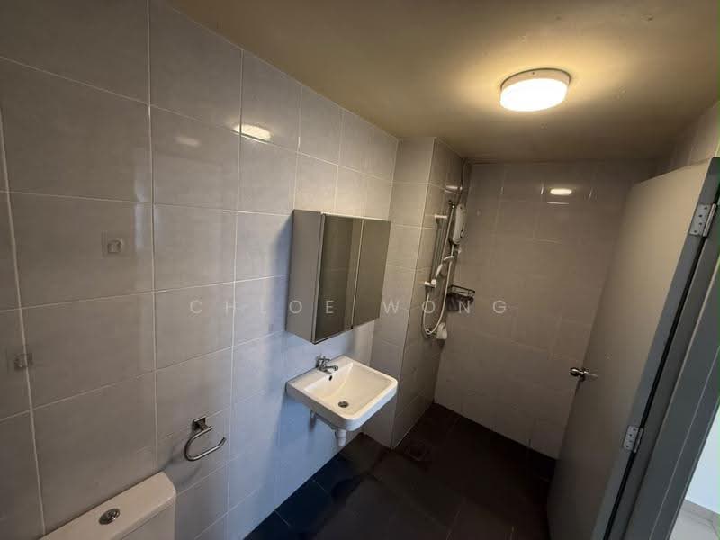 Kondominium untuk Disewa di The Edge Residence - Chloe Wong - Bathroom - PropertyGuru.com.my