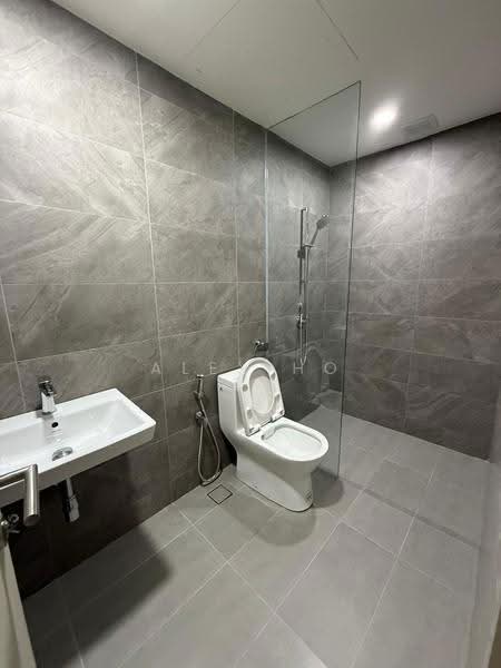 Kediaman Servis untuk Disewa di Quinn Residence - Alex Ho - Bathroom - PropertyGuru.com.my