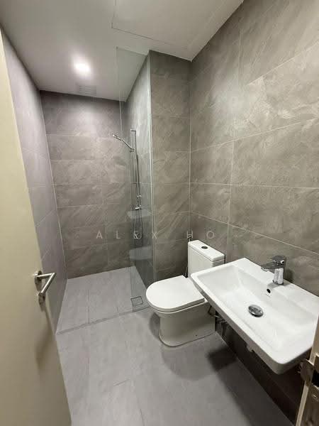 Kediaman Servis untuk Disewa di Quinn Residence - Alex Ho - Bathroom - PropertyGuru.com.my