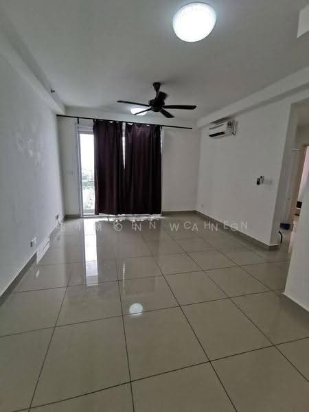 Apartment for Sale at Austin Suites (Permata Austin) - Simon Wang - Living Room - PropertyGuru.com.my