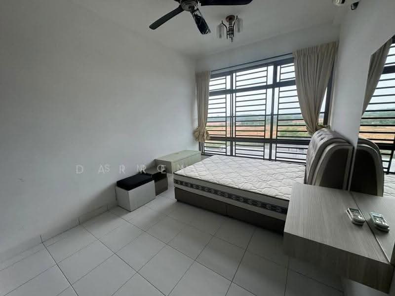 Apartment for Sale at Seri Austin Residence (Pangsapuri Seri Austin) - Simon Wang - Bedroom - PropertyGuru.com.my