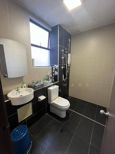 Apartment for Sale at Seri Austin Residence (Pangsapuri Seri Austin) - Simon Wang - Bathroom - PropertyGuru.com.my