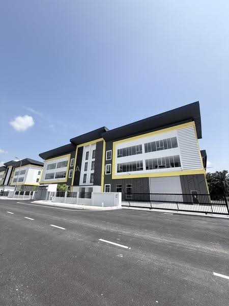 Kilang Berkembar untuk Dijual di Kampung Teluk Mengkuang (Telok Panglima Garang) - Joanne Tan - Exterior - PropertyGuru.com.my