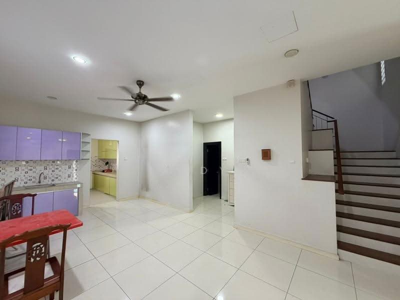 Rumah Teres 3-Tingkat untuk Dijual di Rawang (Selangor) - Andy Yap - Living Room - PropertyGuru.com.my