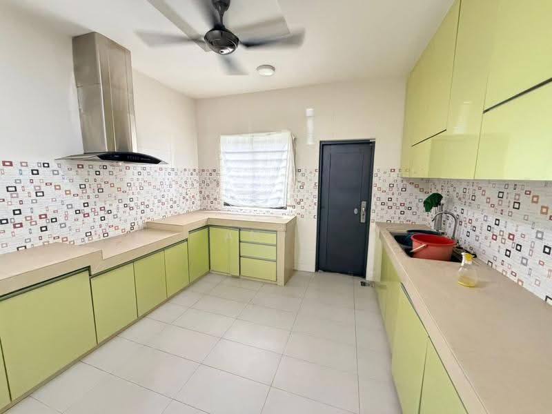 Rumah Teres 3-Tingkat untuk Dijual di Rawang (Selangor) - Andy Yap - Kitchen - PropertyGuru.com.my